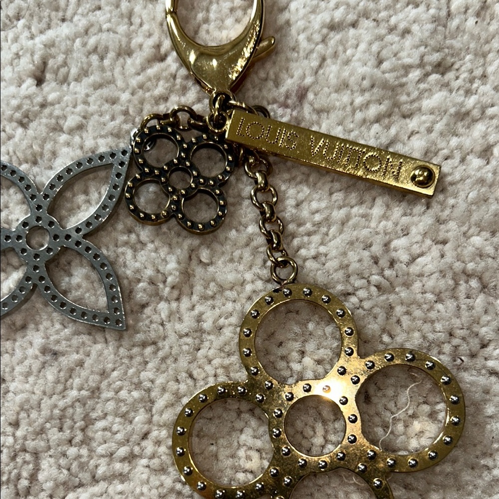 Louis Vuitton Keychain/Bag Charm - Picture 2 of 4
